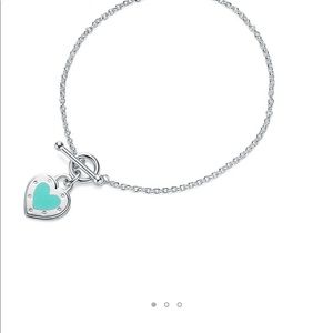 BRAND NEW TIFFANY & CO. HEART PENDENT BRACLET